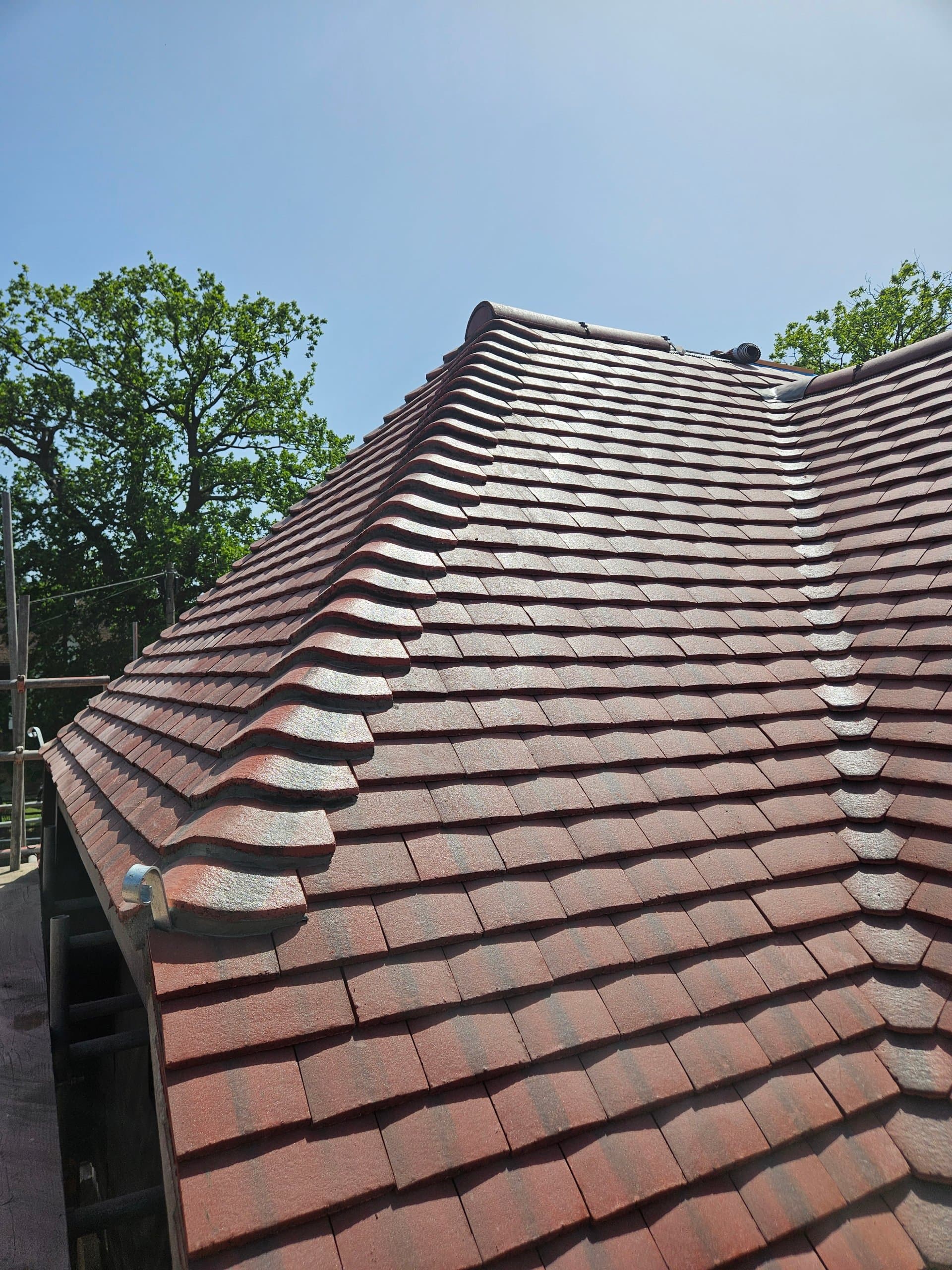 What affects the cost of new roof installation? Key factors for Ashtead homeowners